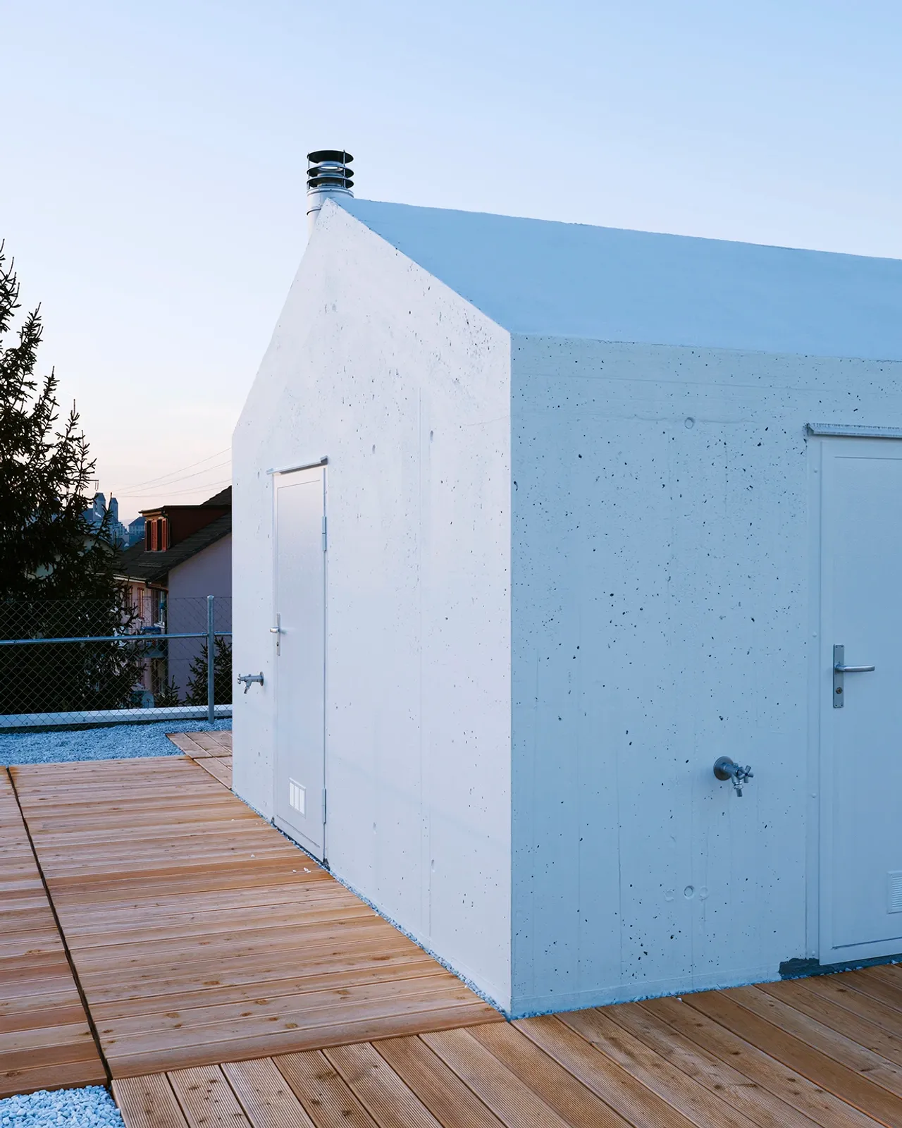 Daniela-Tonatiuh--5House--004--2011