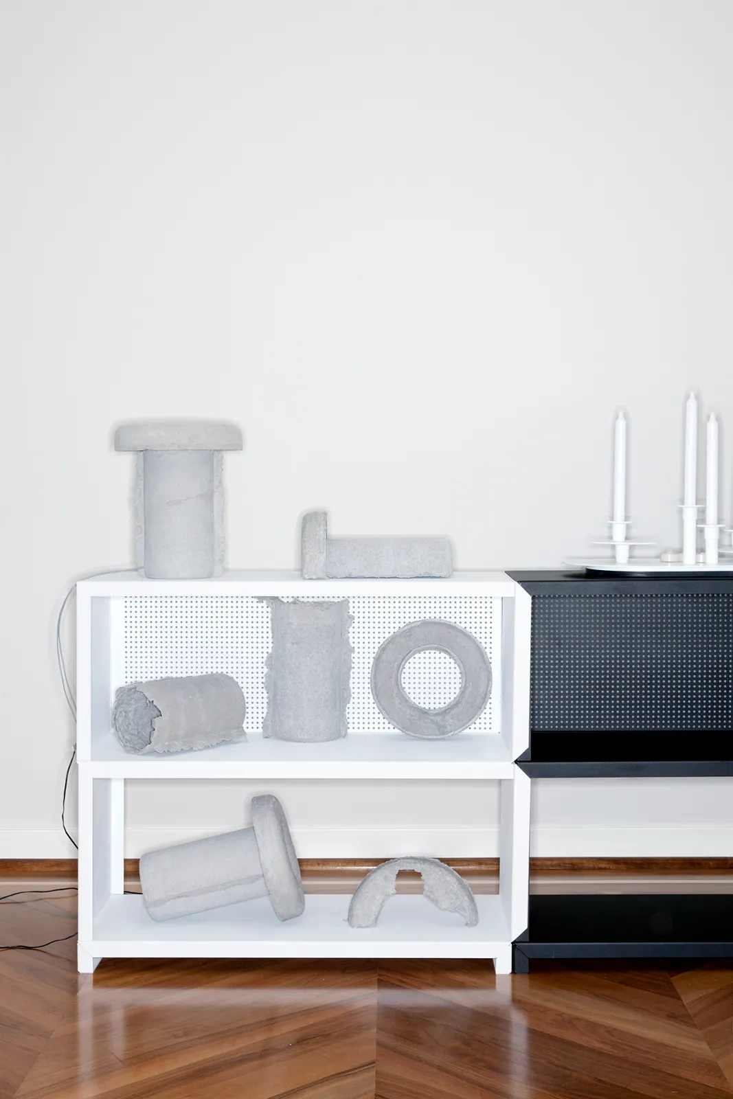 Daniela-Tonatiuh--SURFACEMAGAZINE-NICOLASLEMOIGNE-001--2012