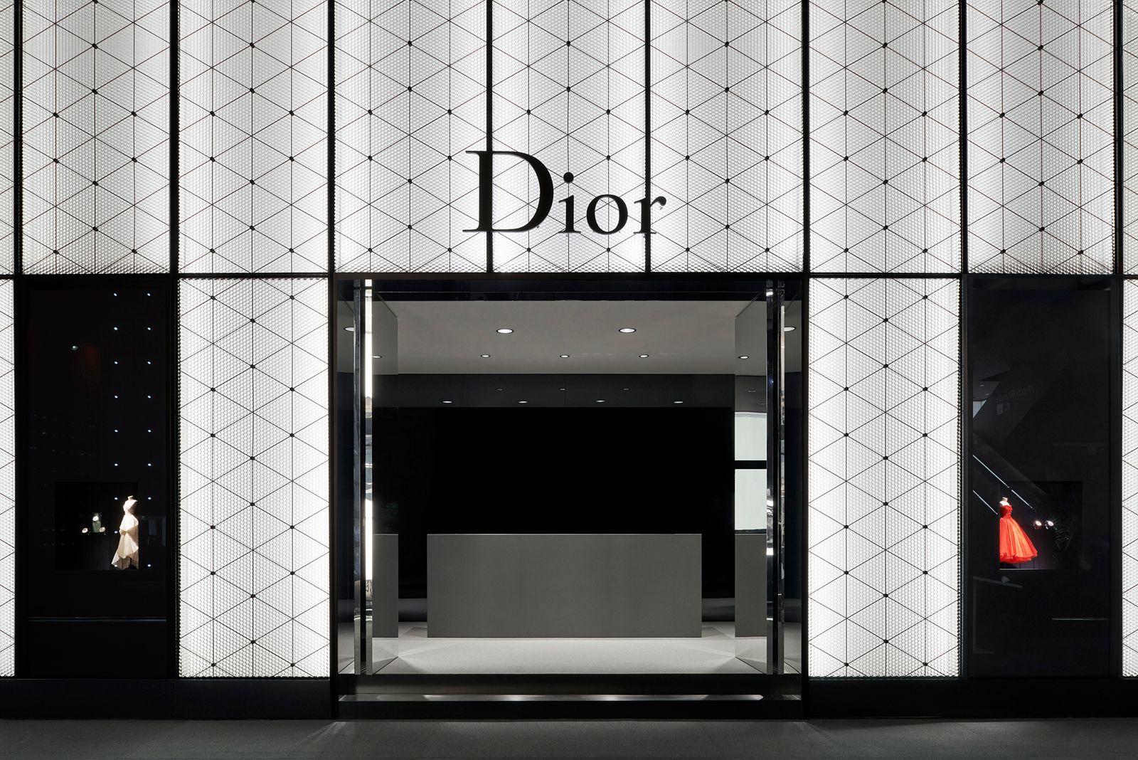 Daniela-Tonatiuh--DIOR-BASELWORLD-001--2017