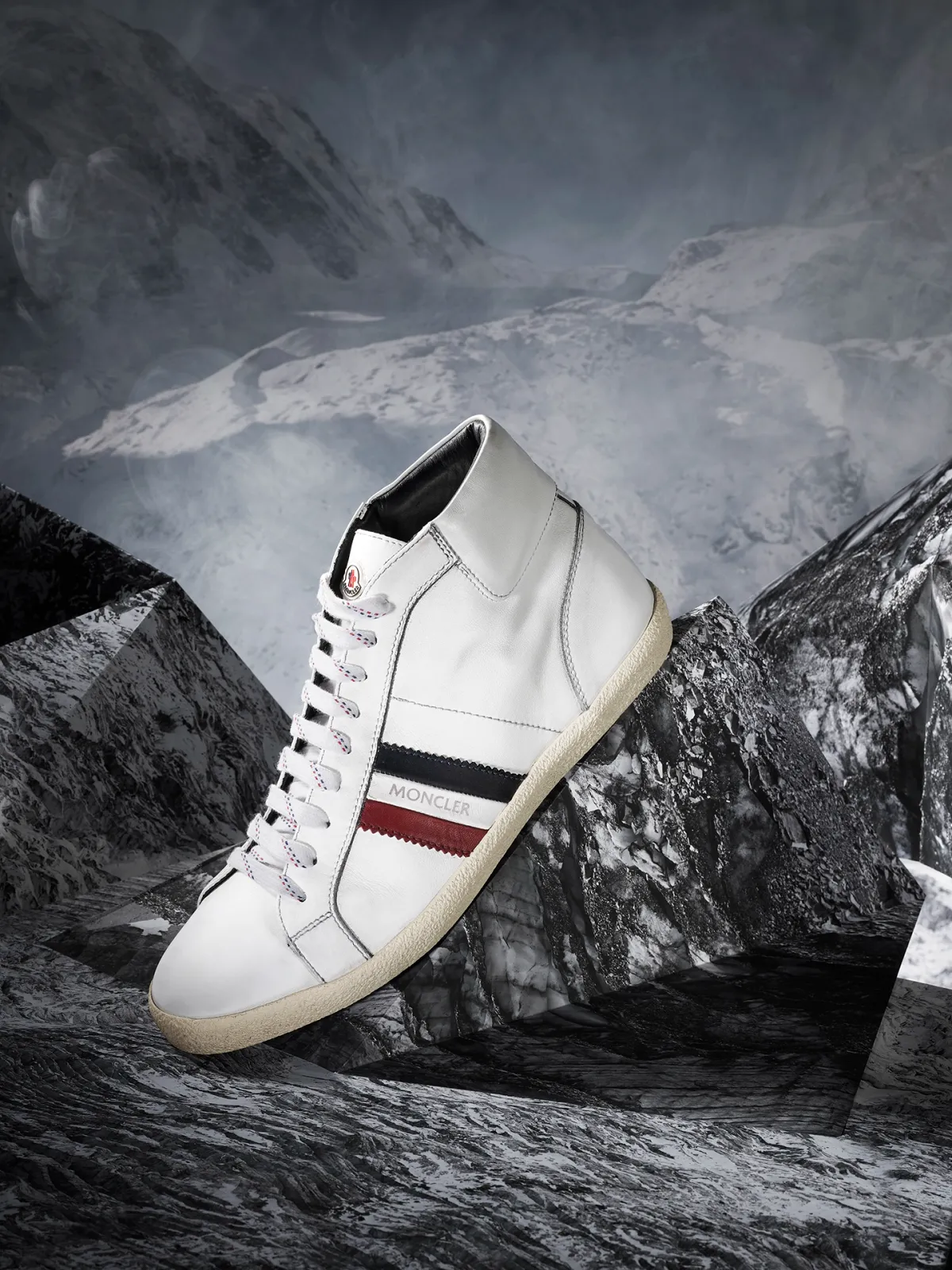 Daniela-Tonatiuh--MONCLER-006--2013