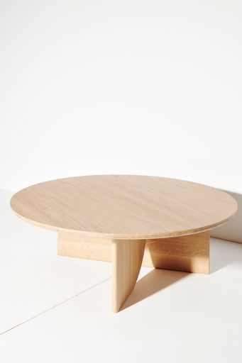 Daniela-Tonatiuh--SINGAL-TABLES-004--2018