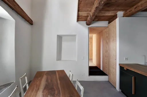 Daniela-Tonatiuh—t_REX_VERSCIO—001--2024